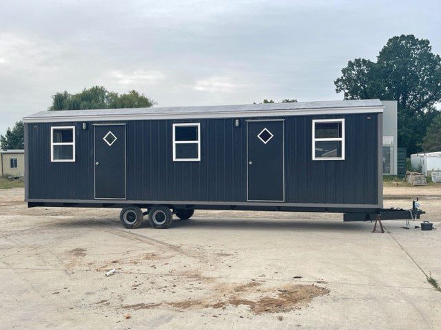 10 x 44 Mobile Office