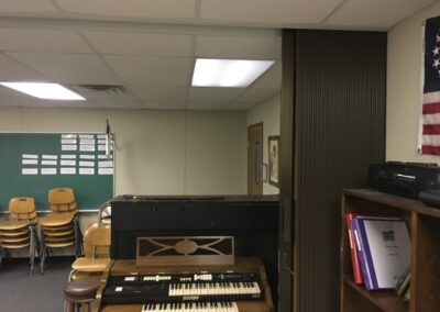 small organ in classroom